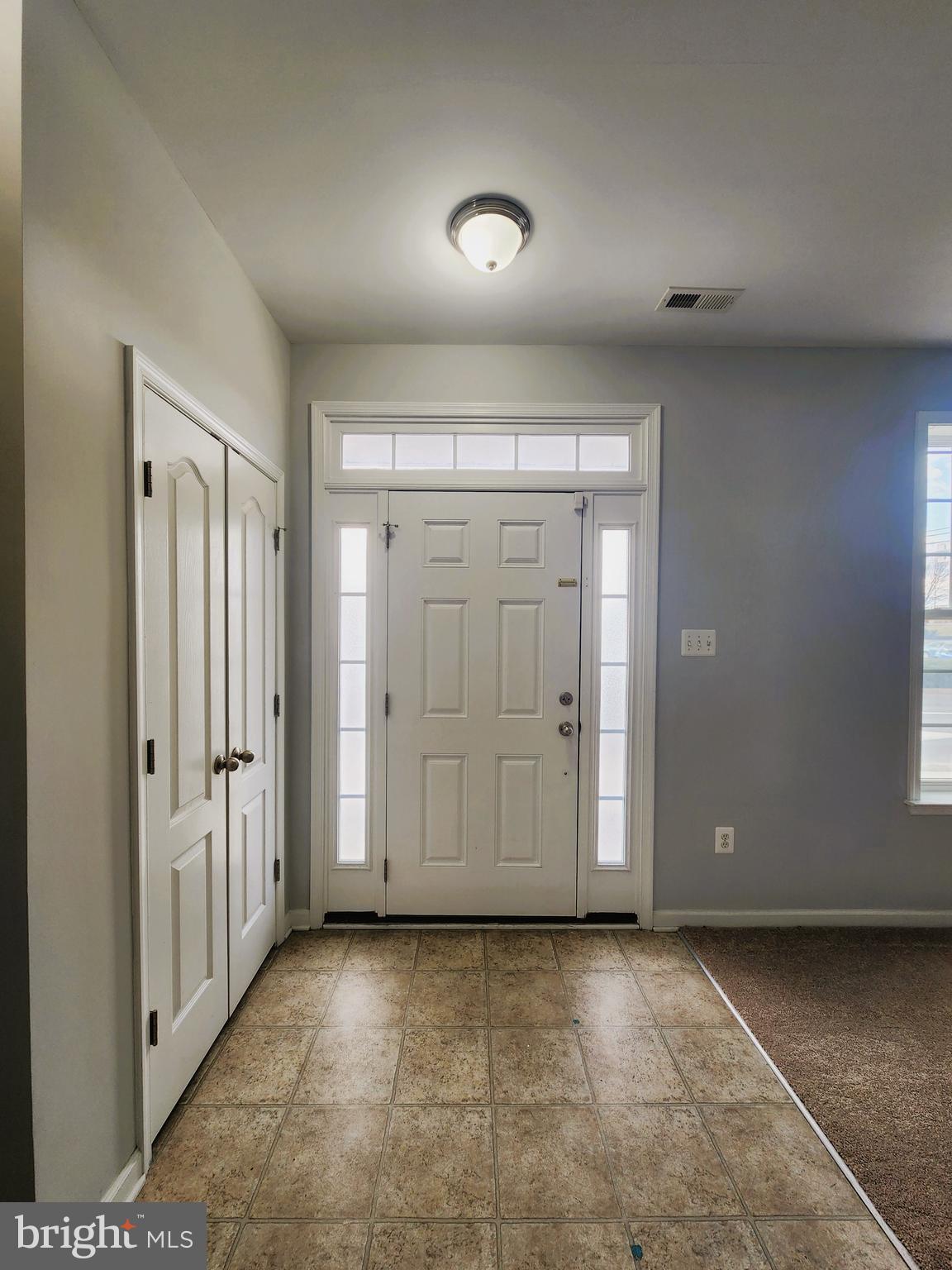 MARKET SQUARE - Residential Lease