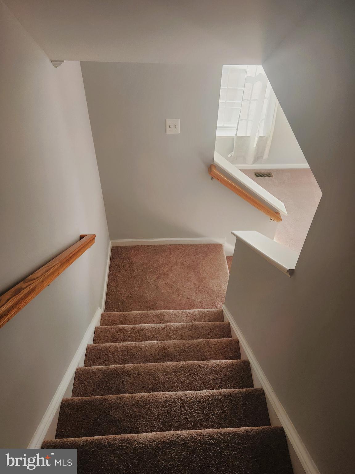 MARKET SQUARE - Residential Lease