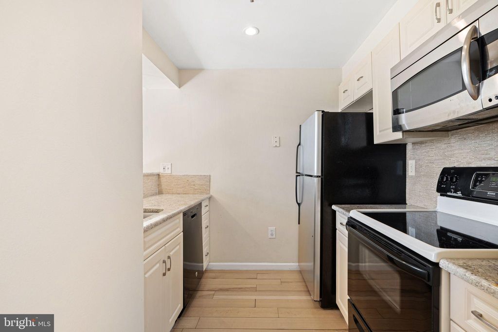 Photo of 315 New Street #503, PHILADELPHIA, PA 19106 (MLS # PAPH2549700)