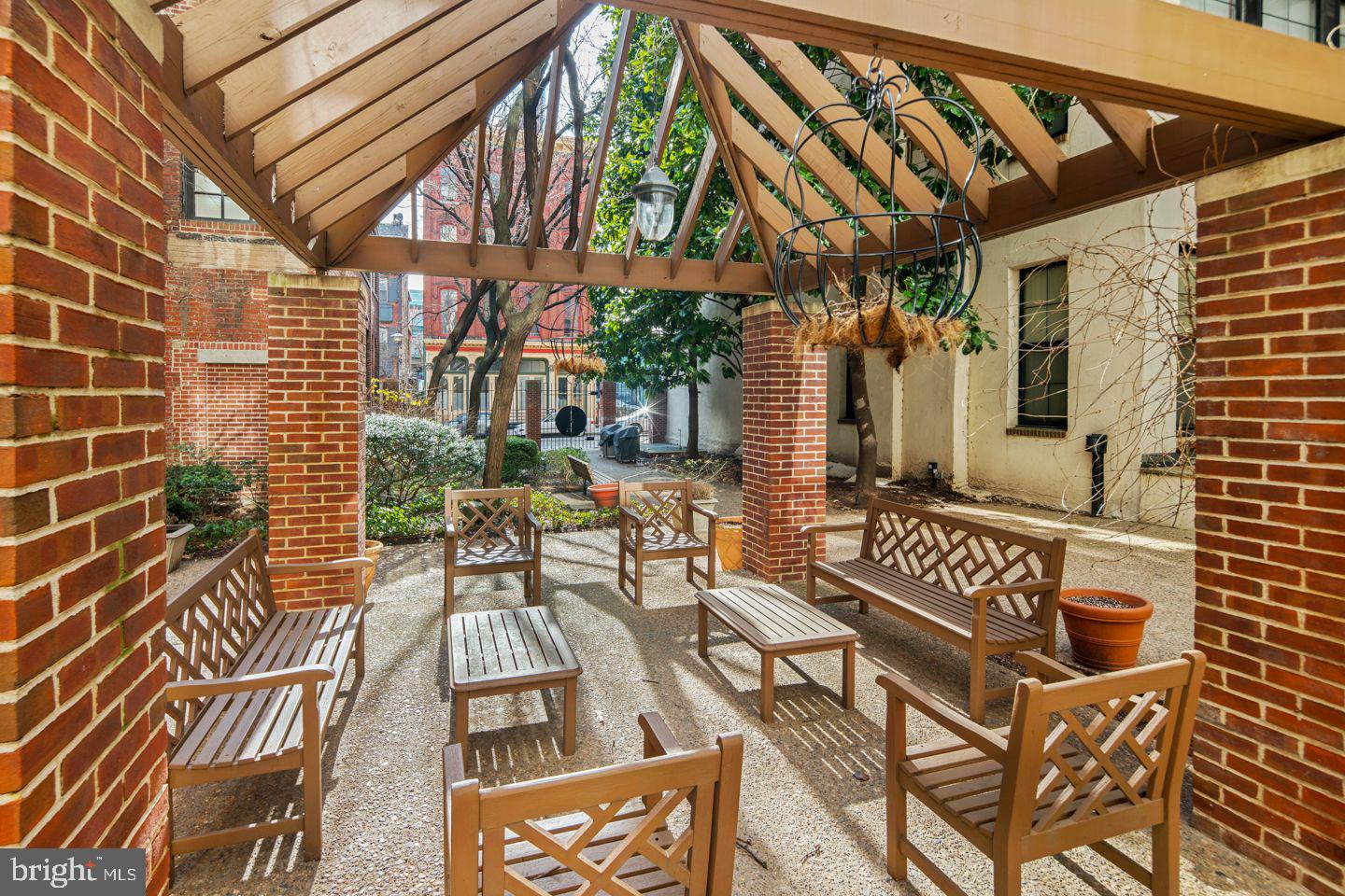 OLD CITY - Residential