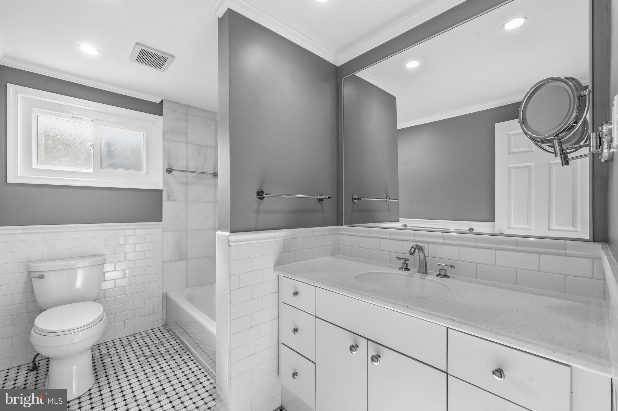 TWINBROOK FOREST - Residential