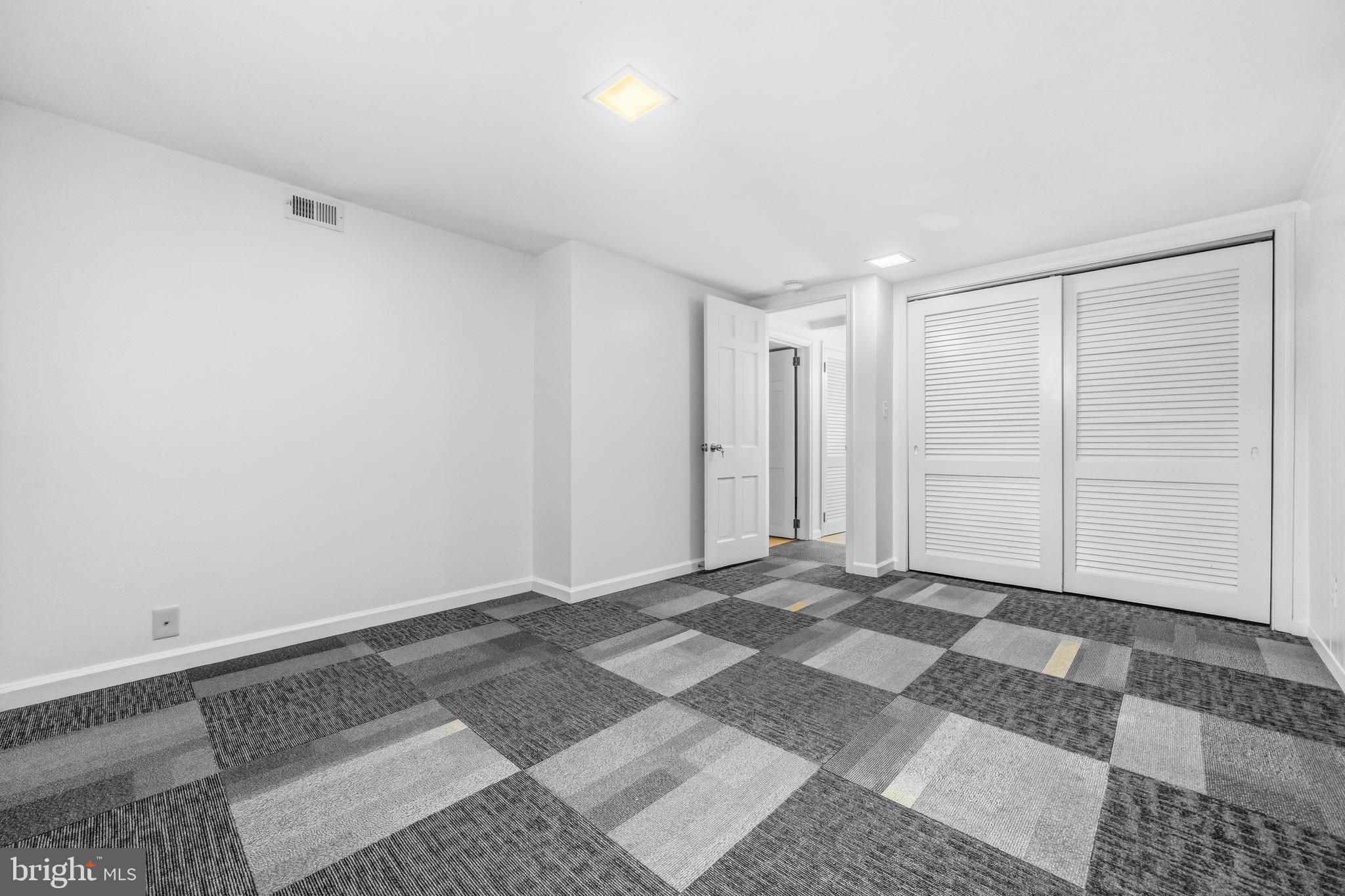 TWINBROOK FOREST - Residential