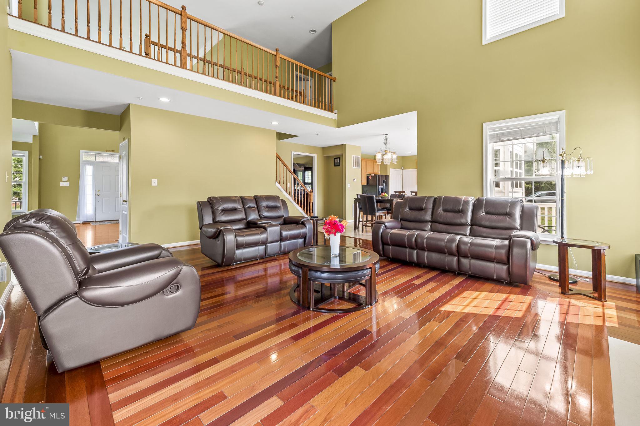 WILSHIRE-PLAT FIVE> - Residential