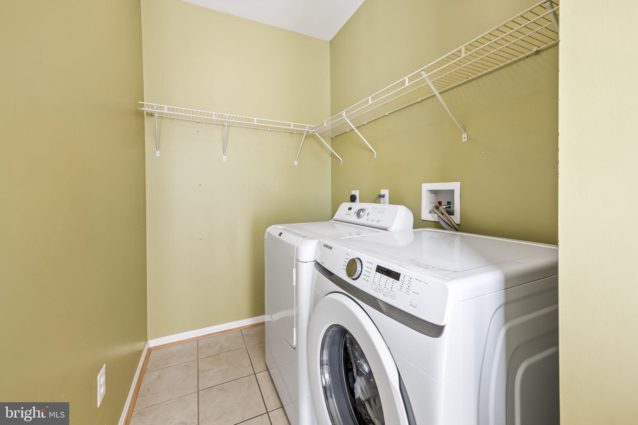 WILSHIRE-PLAT FIVE> - Residential