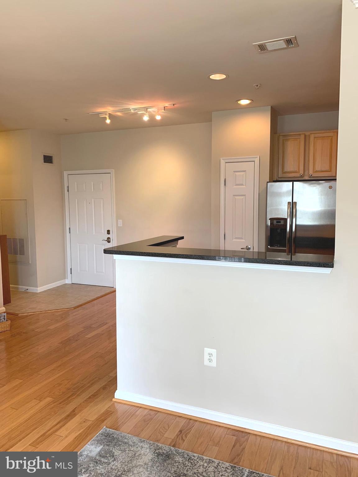 GROVE AT ARLINGTON - Residential Lease