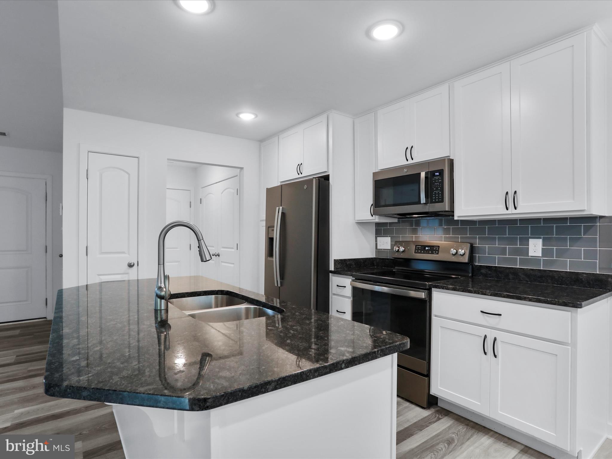 HARVEST GLEN - Residential