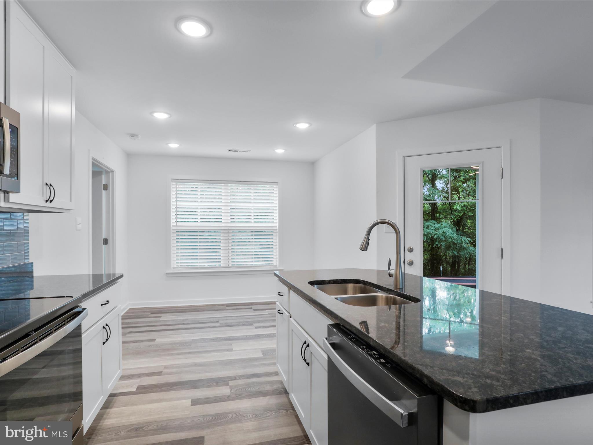 HARVEST GLEN - Residential