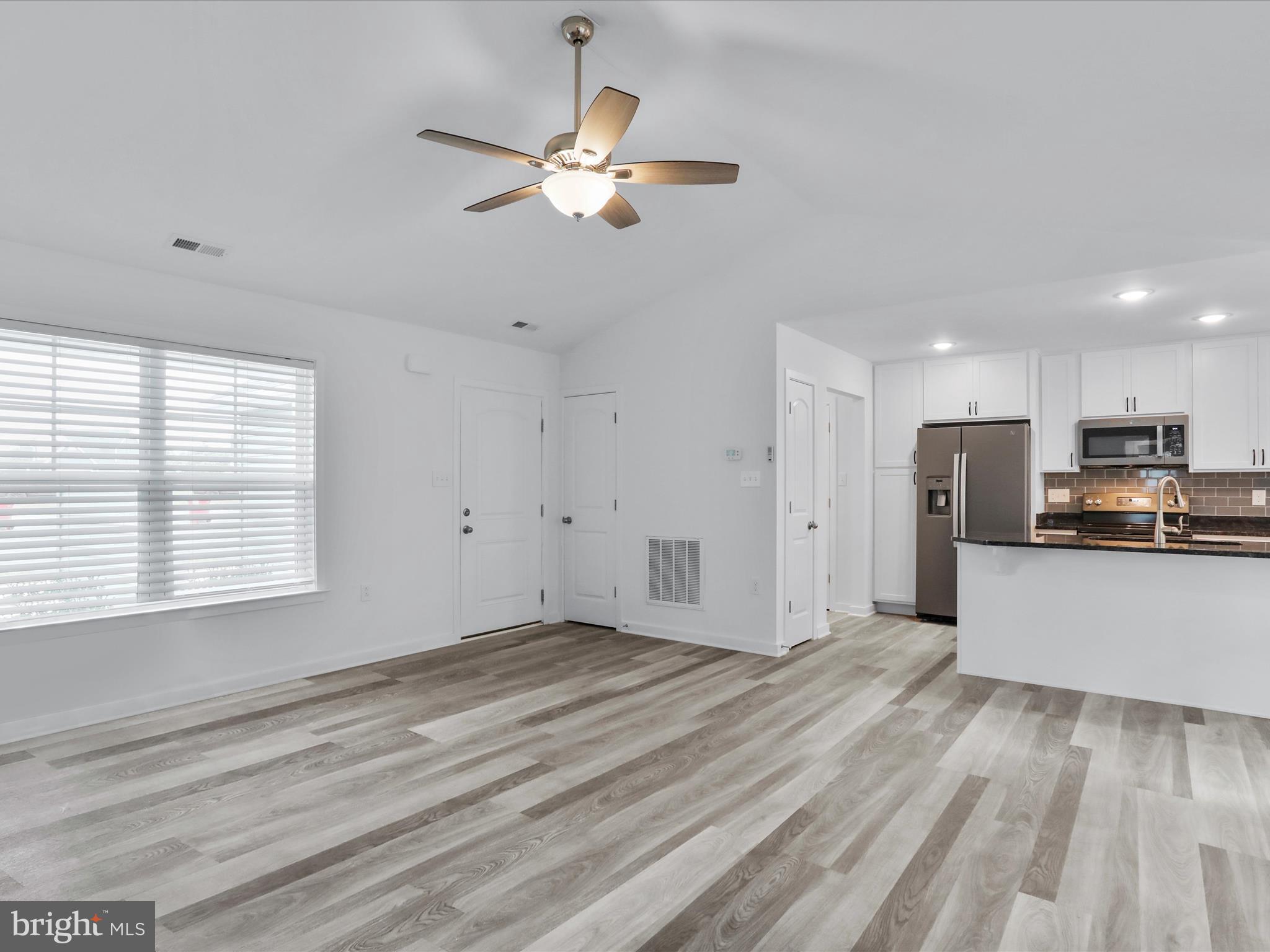 HARVEST GLEN - Residential