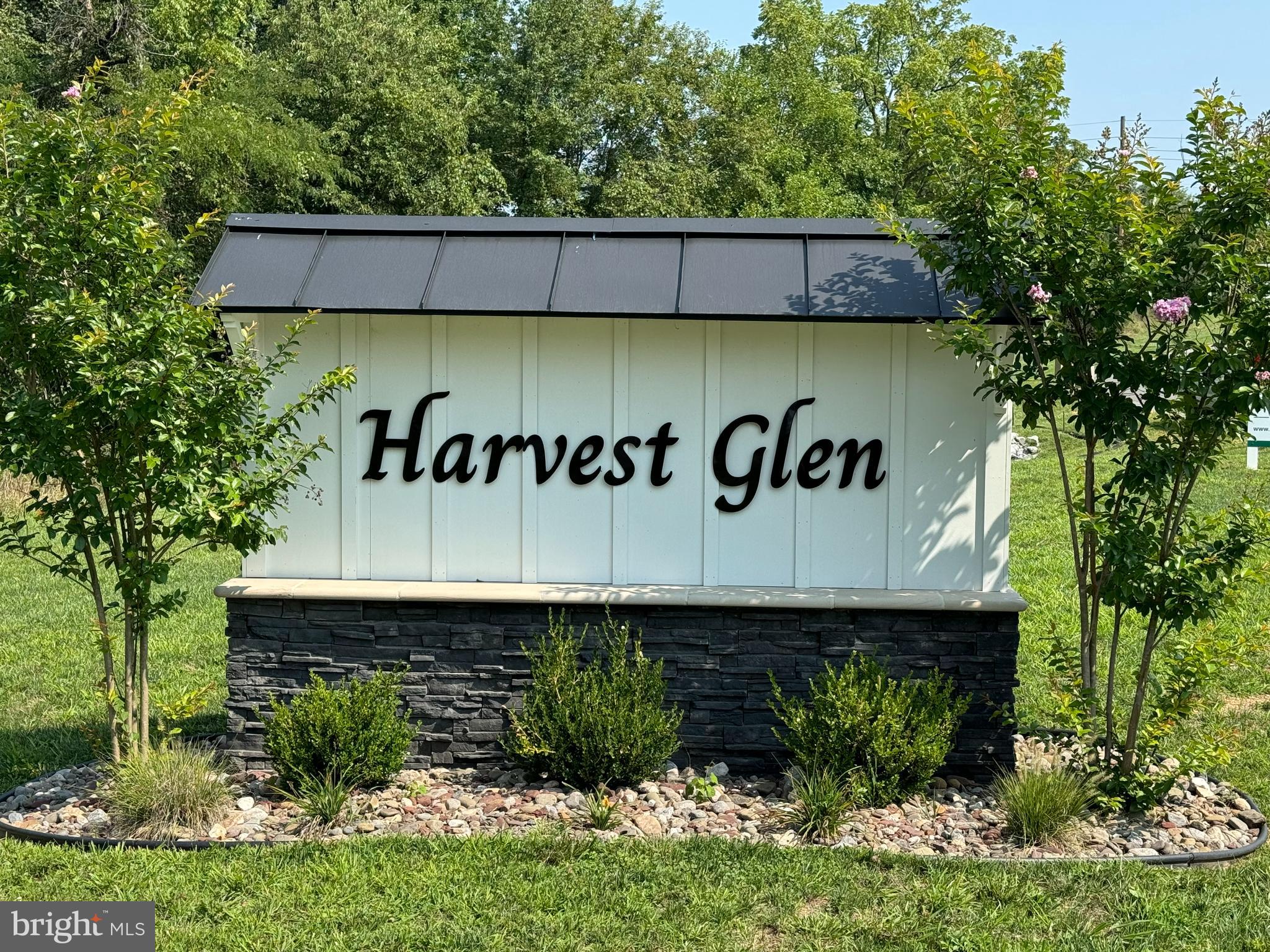 HARVEST GLEN - Residential