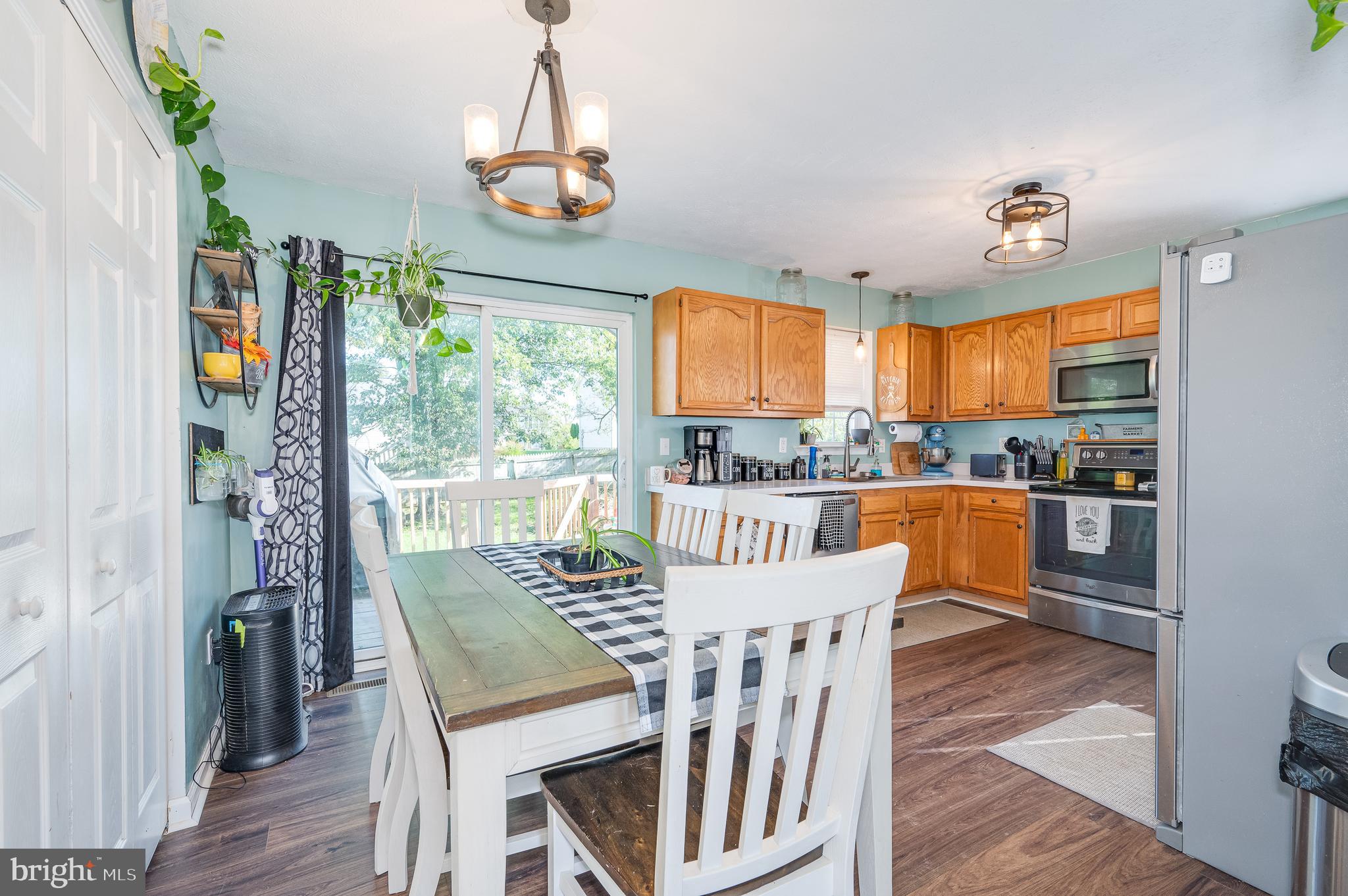 SPRINGFIELD VILLAGE - Residential