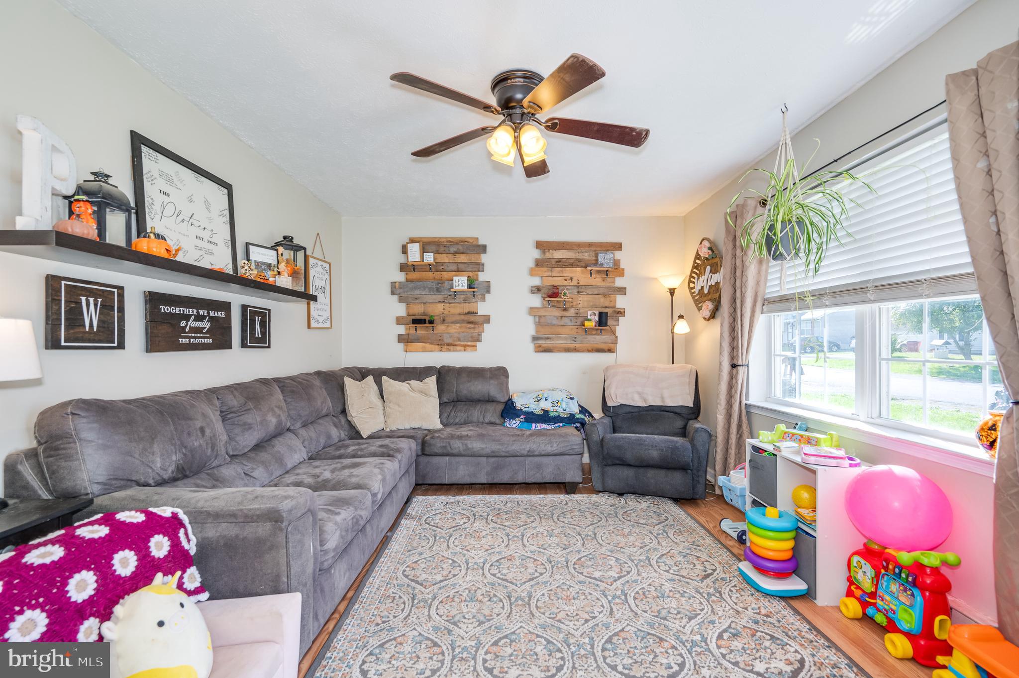 SPRINGFIELD VILLAGE - Residential