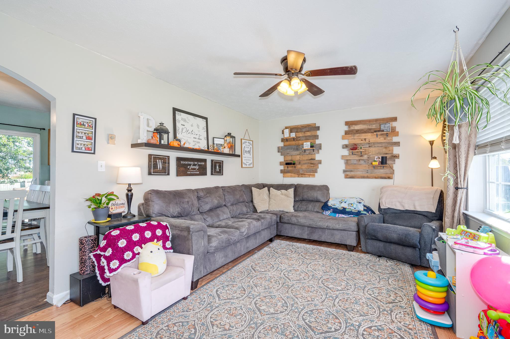 SPRINGFIELD VILLAGE - Residential