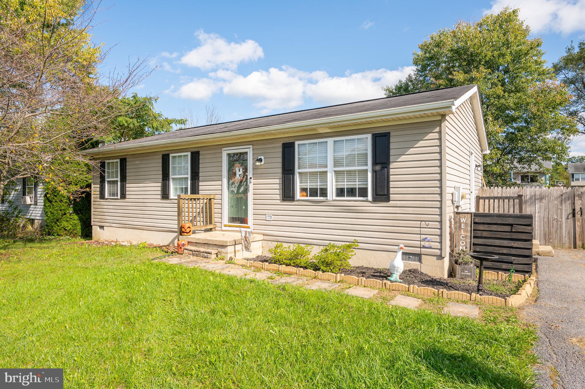 SPRINGFIELD VILLAGE - Residential