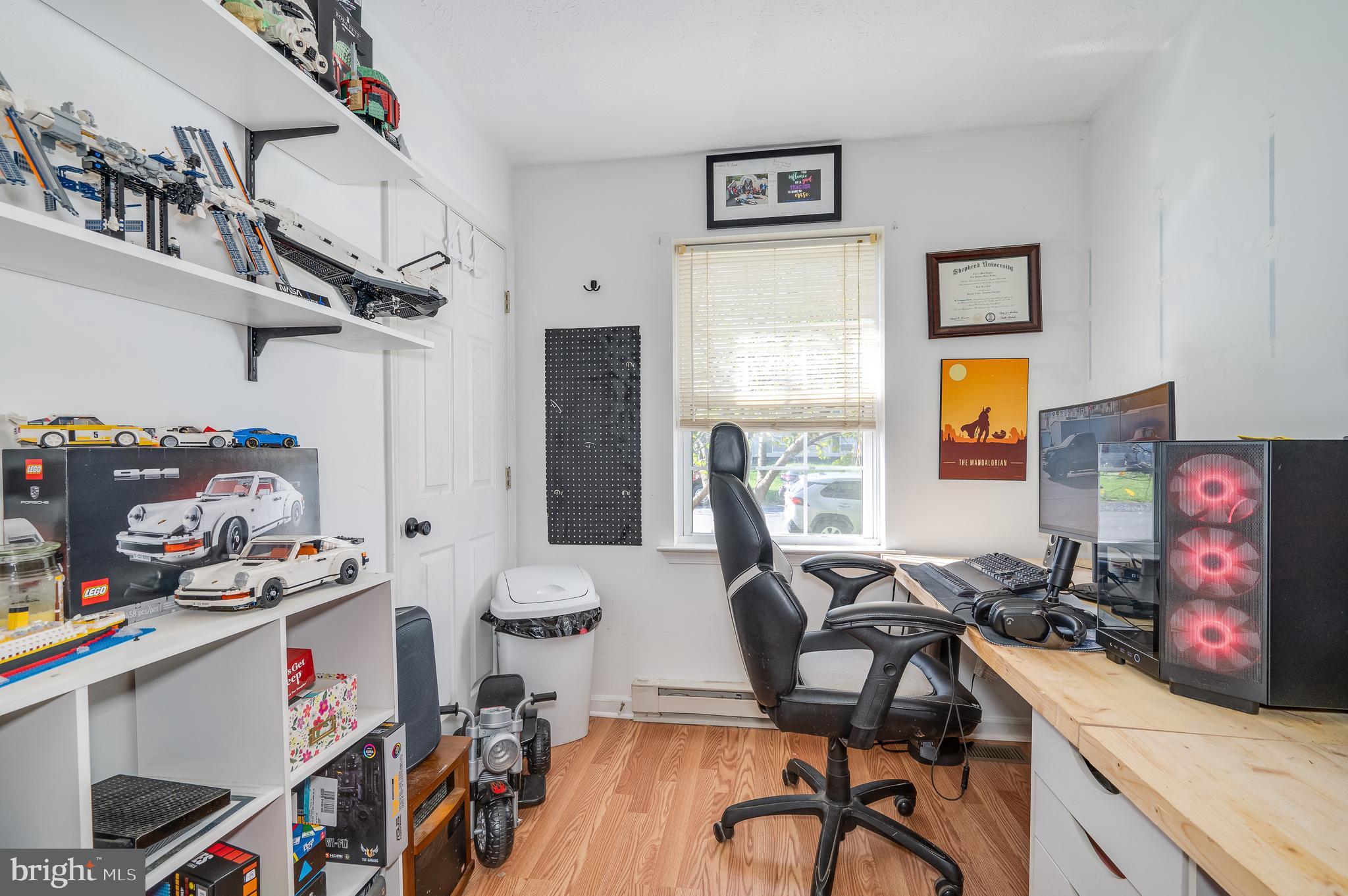 SPRINGFIELD VILLAGE - Residential