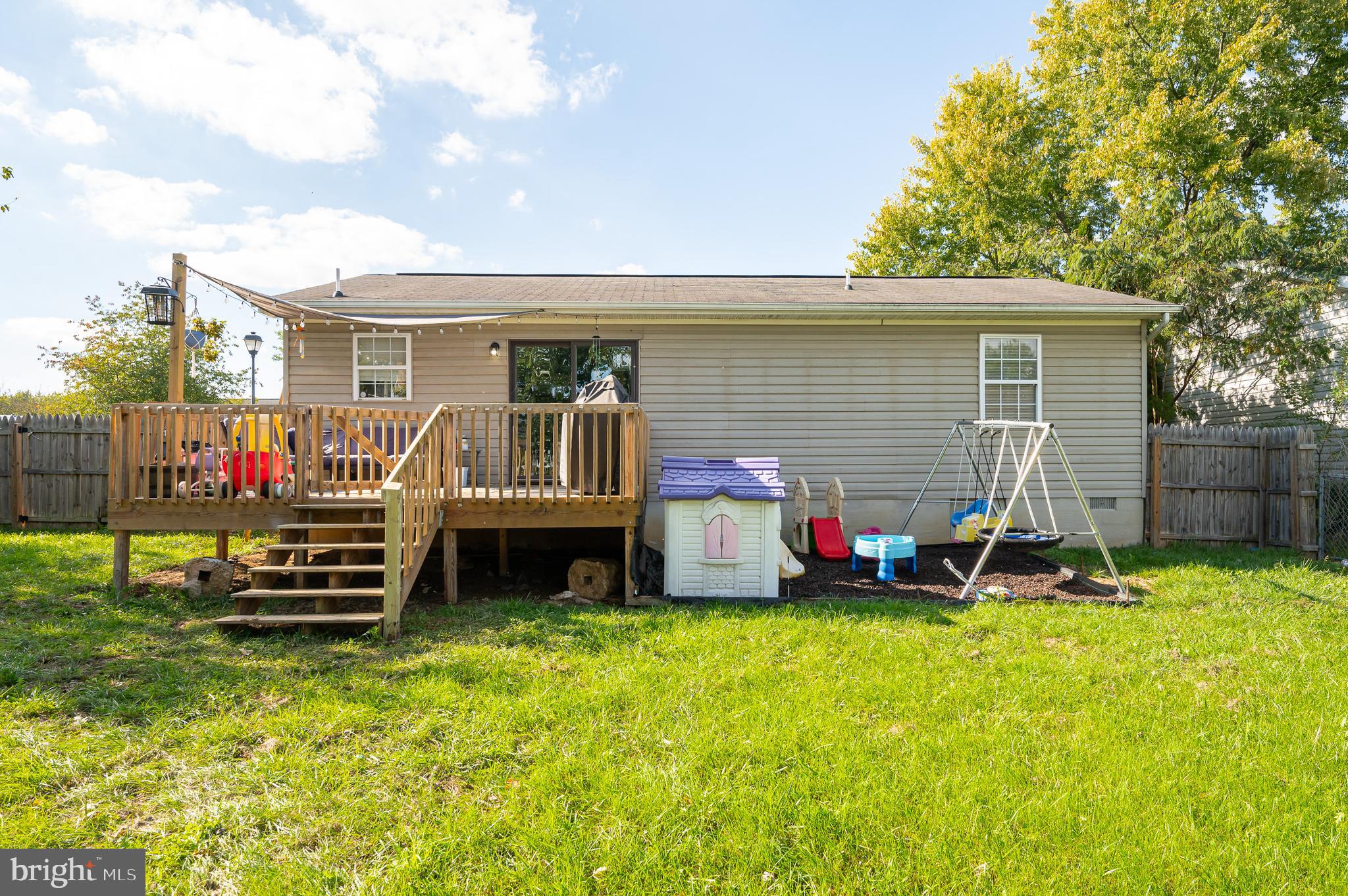 SPRINGFIELD VILLAGE - Residential