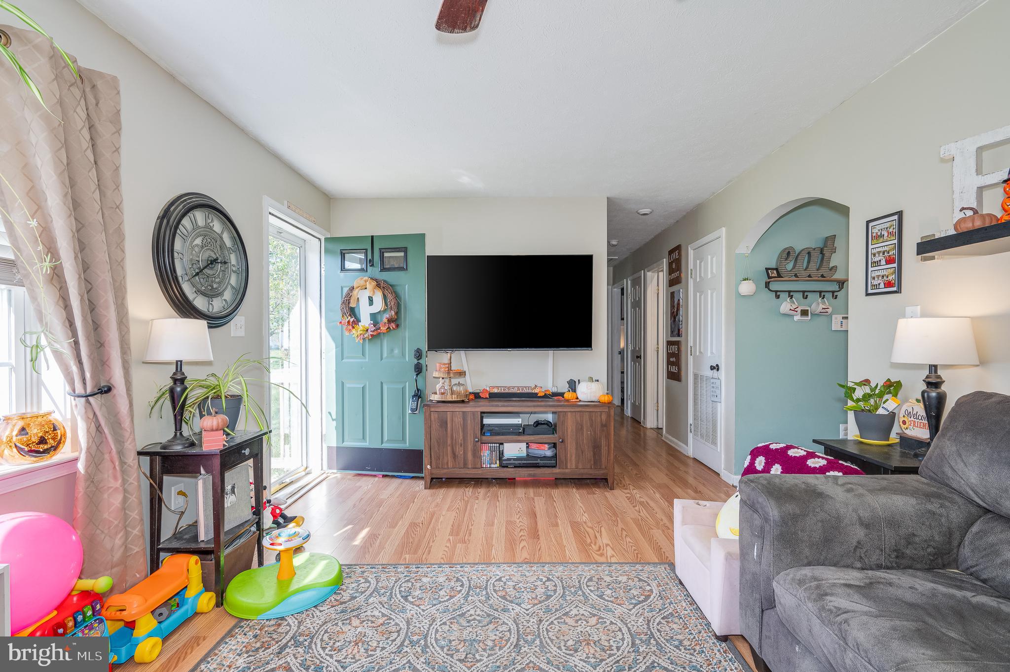 SPRINGFIELD VILLAGE - Residential