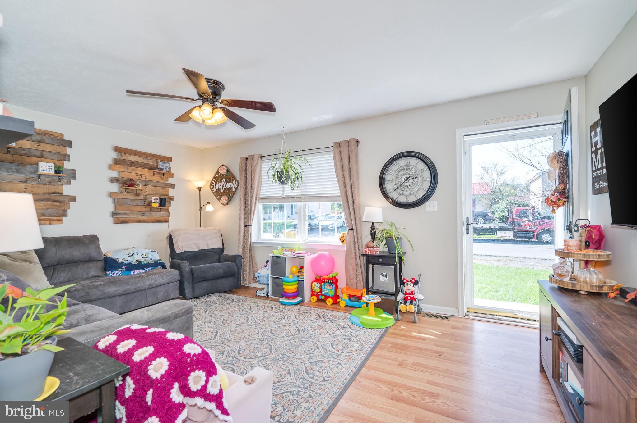 SPRINGFIELD VILLAGE - Residential