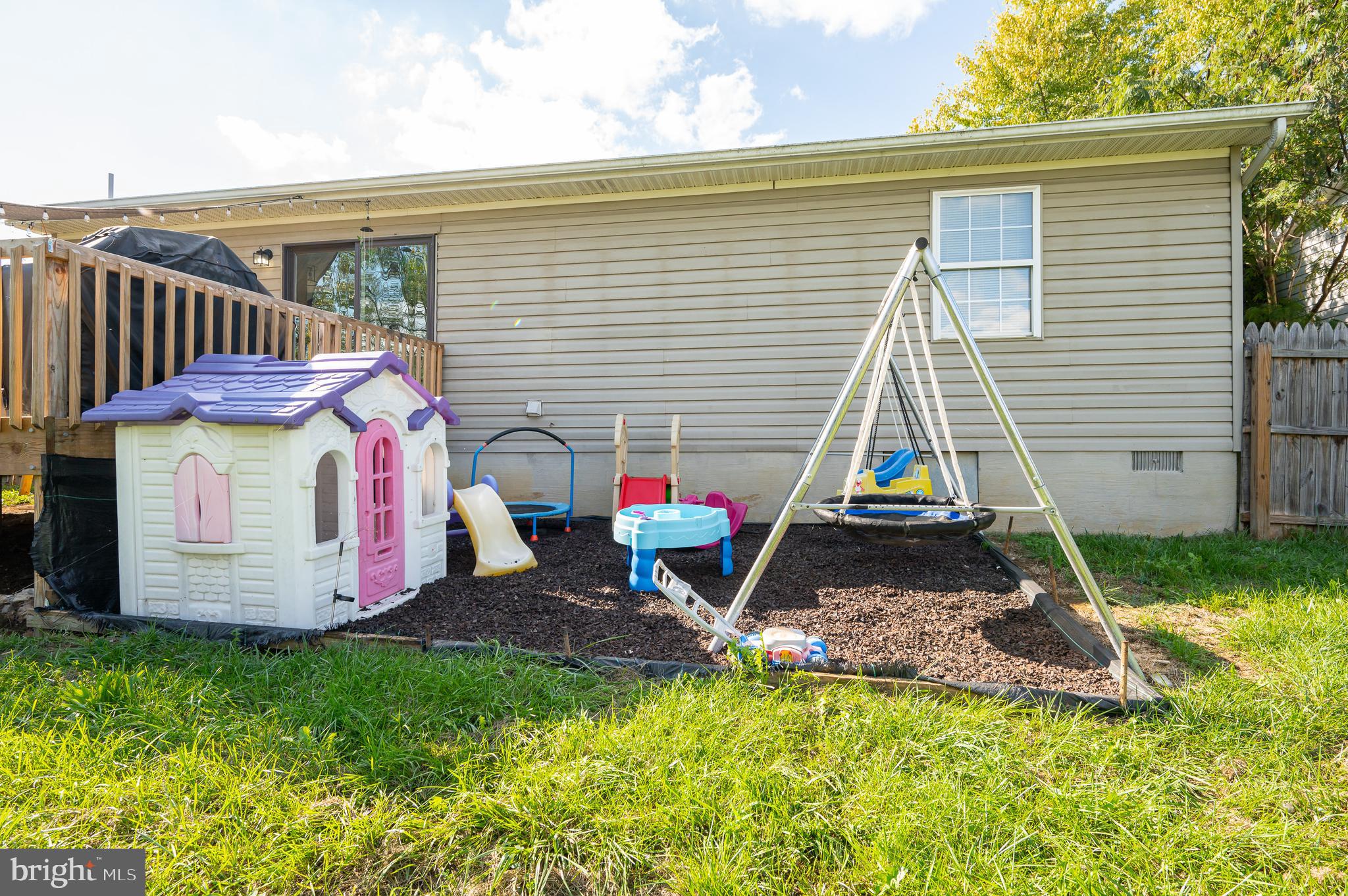 SPRINGFIELD VILLAGE - Residential