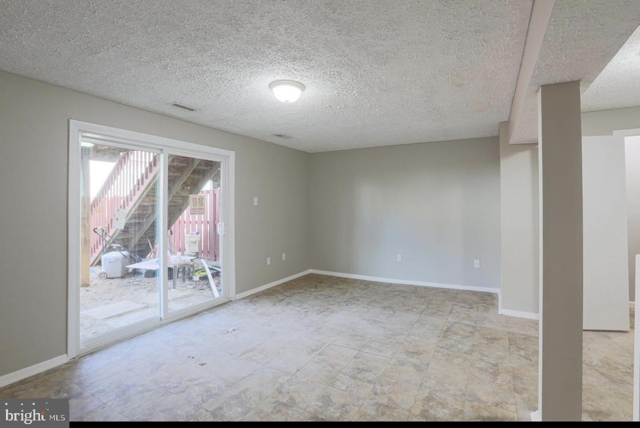 OWINGS MILLS - Residential Lease