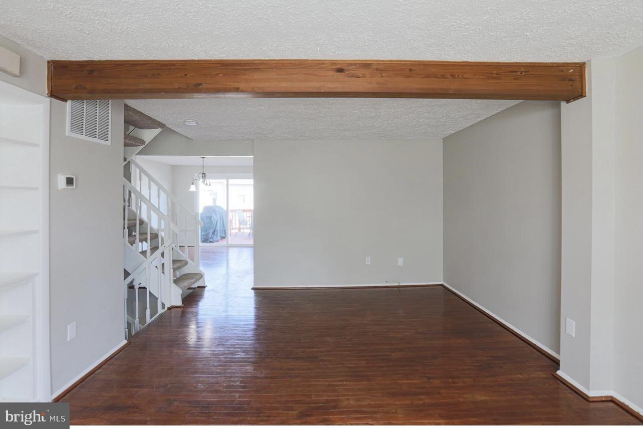 OWINGS MILLS - Residential Lease