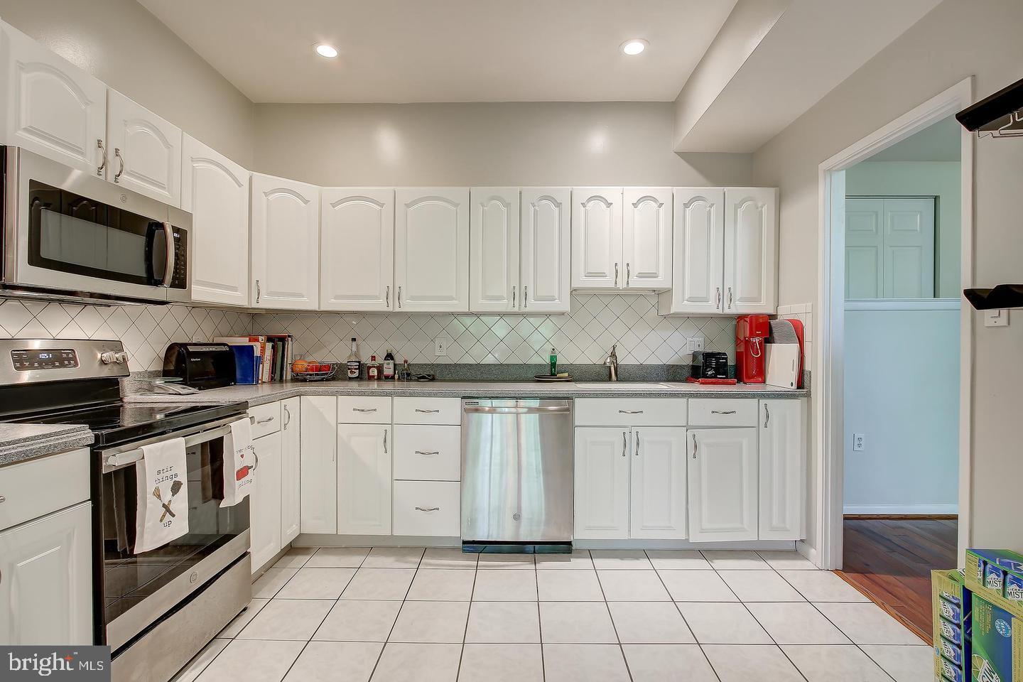 WOODWINDS - Residential Lease