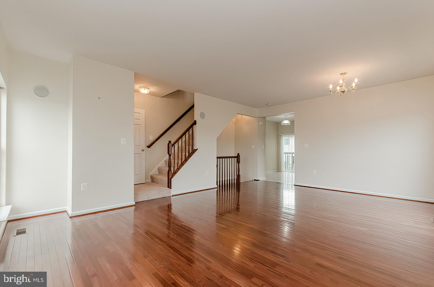 LEE'S RIDGE - Residential