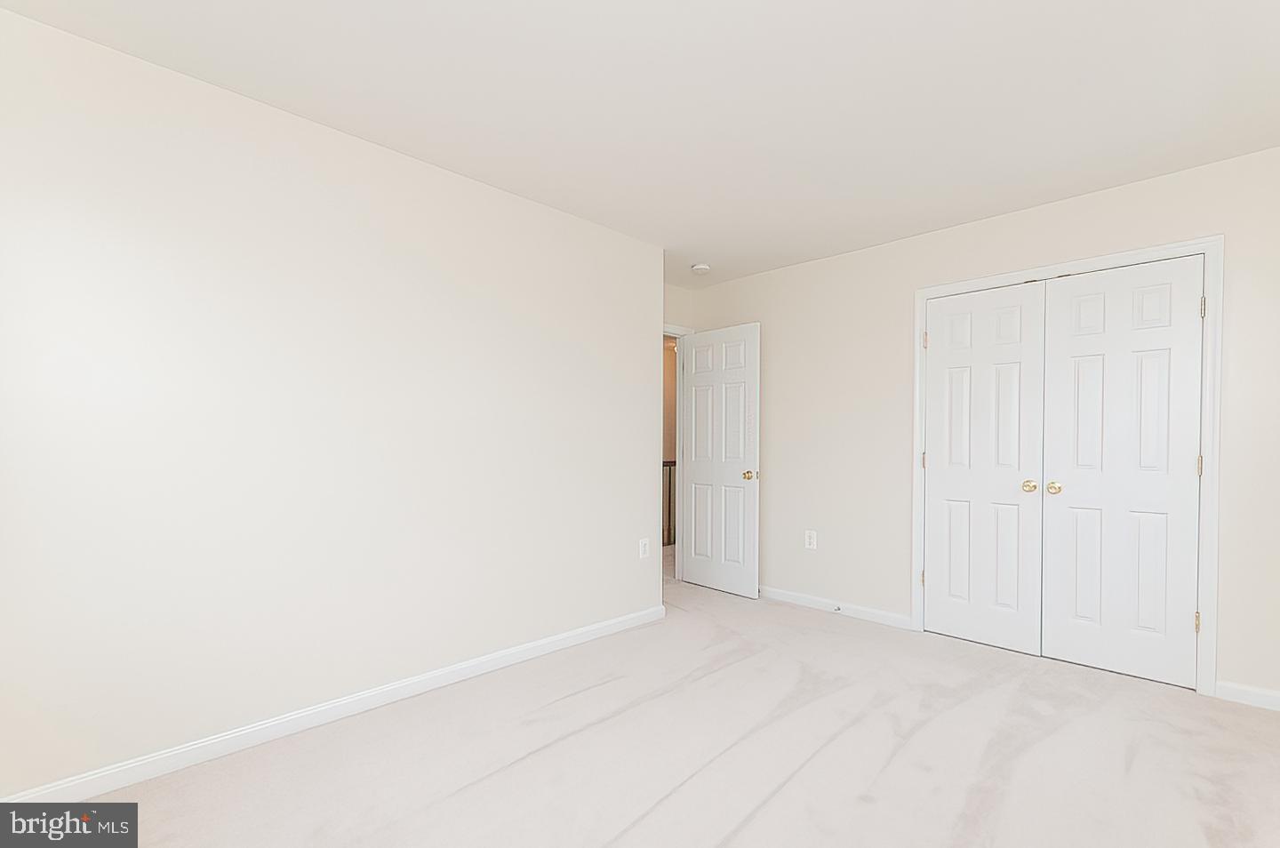 LEE'S RIDGE - Residential