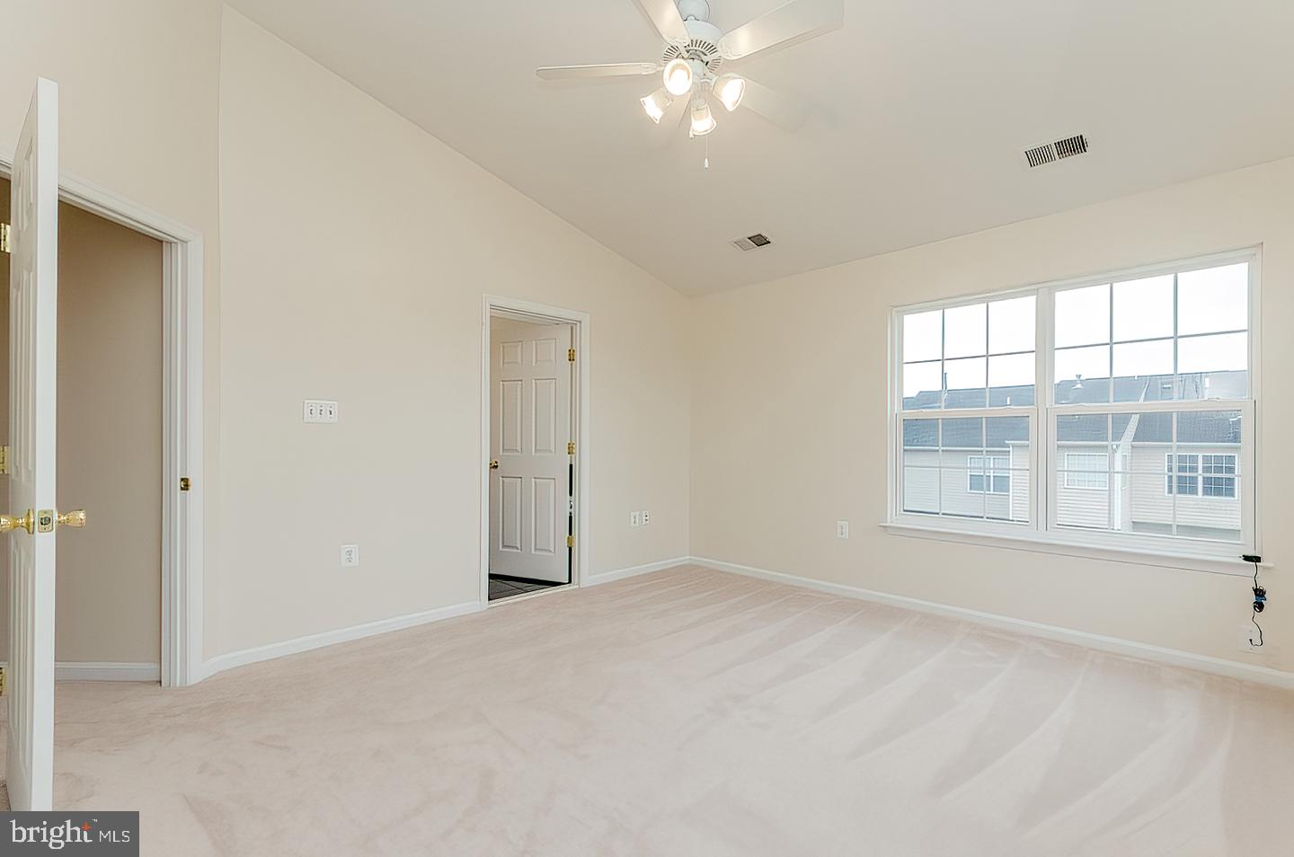 LEE'S RIDGE - Residential