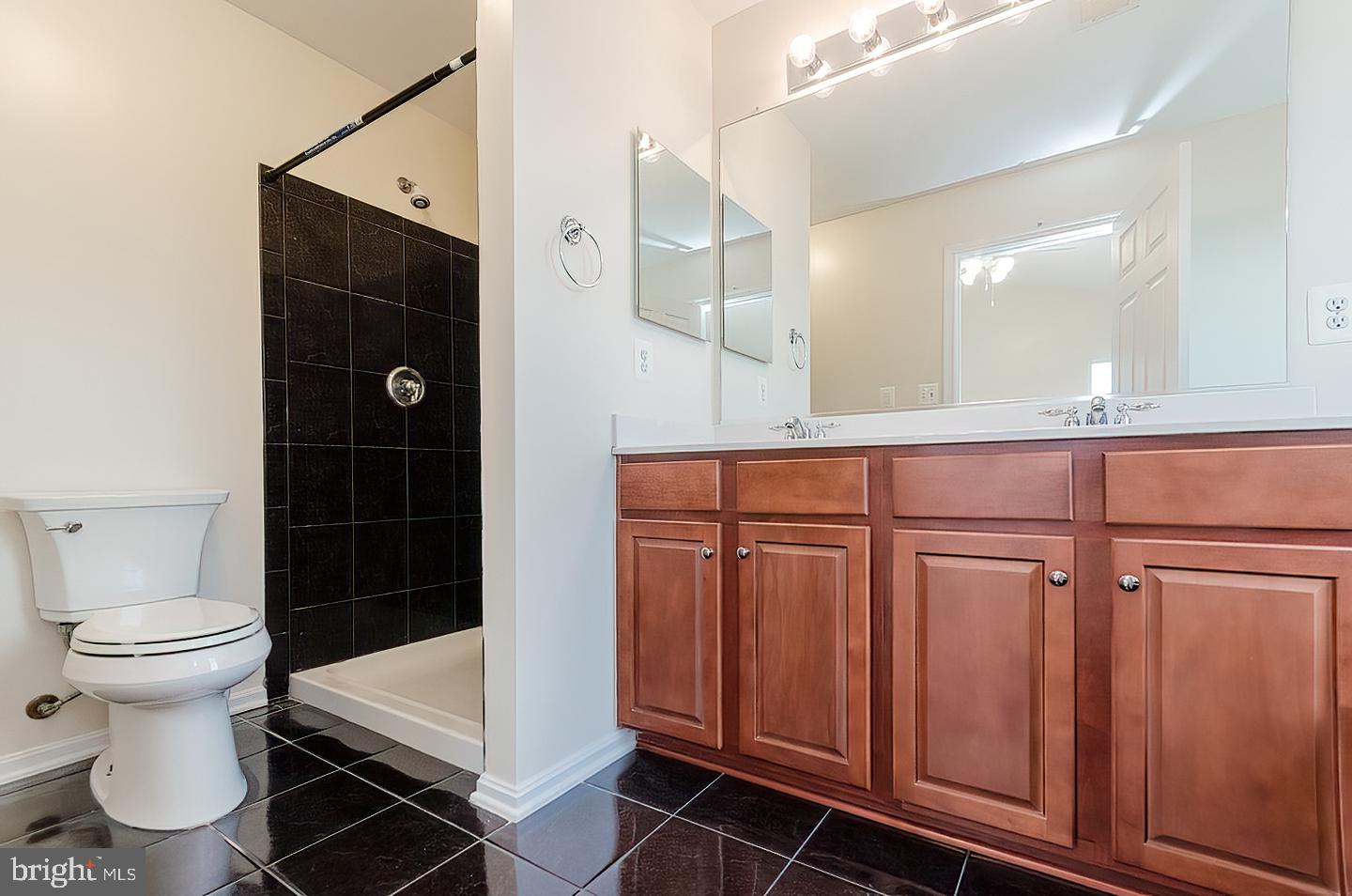 LEE'S RIDGE - Residential