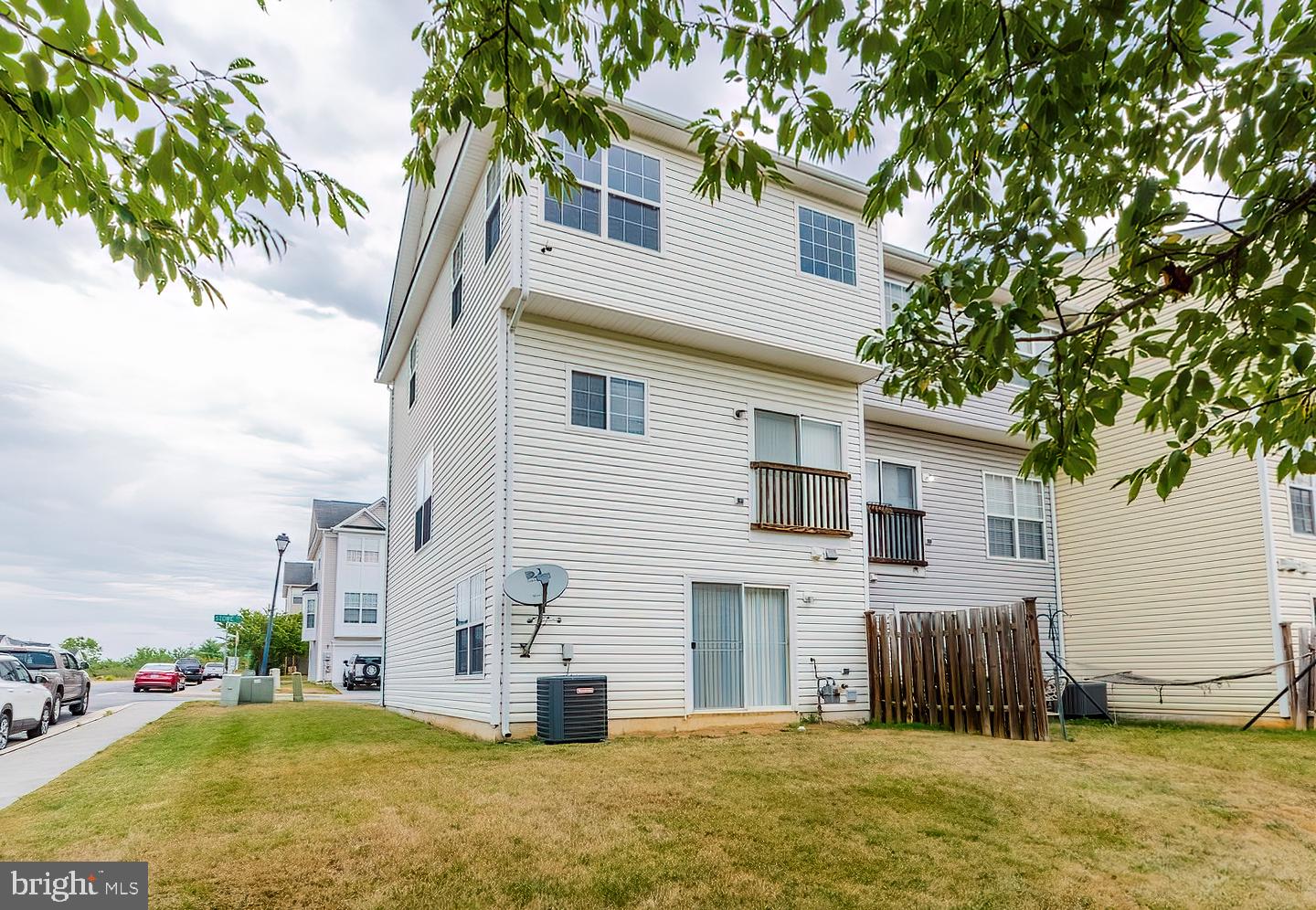 LEE'S RIDGE - Residential