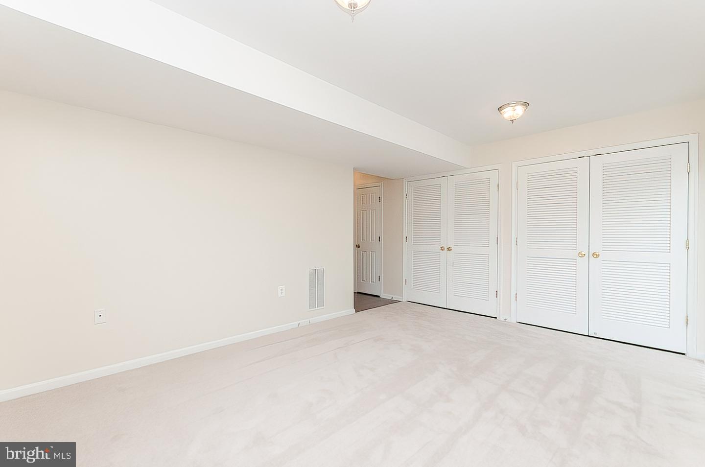 LEE'S RIDGE - Residential