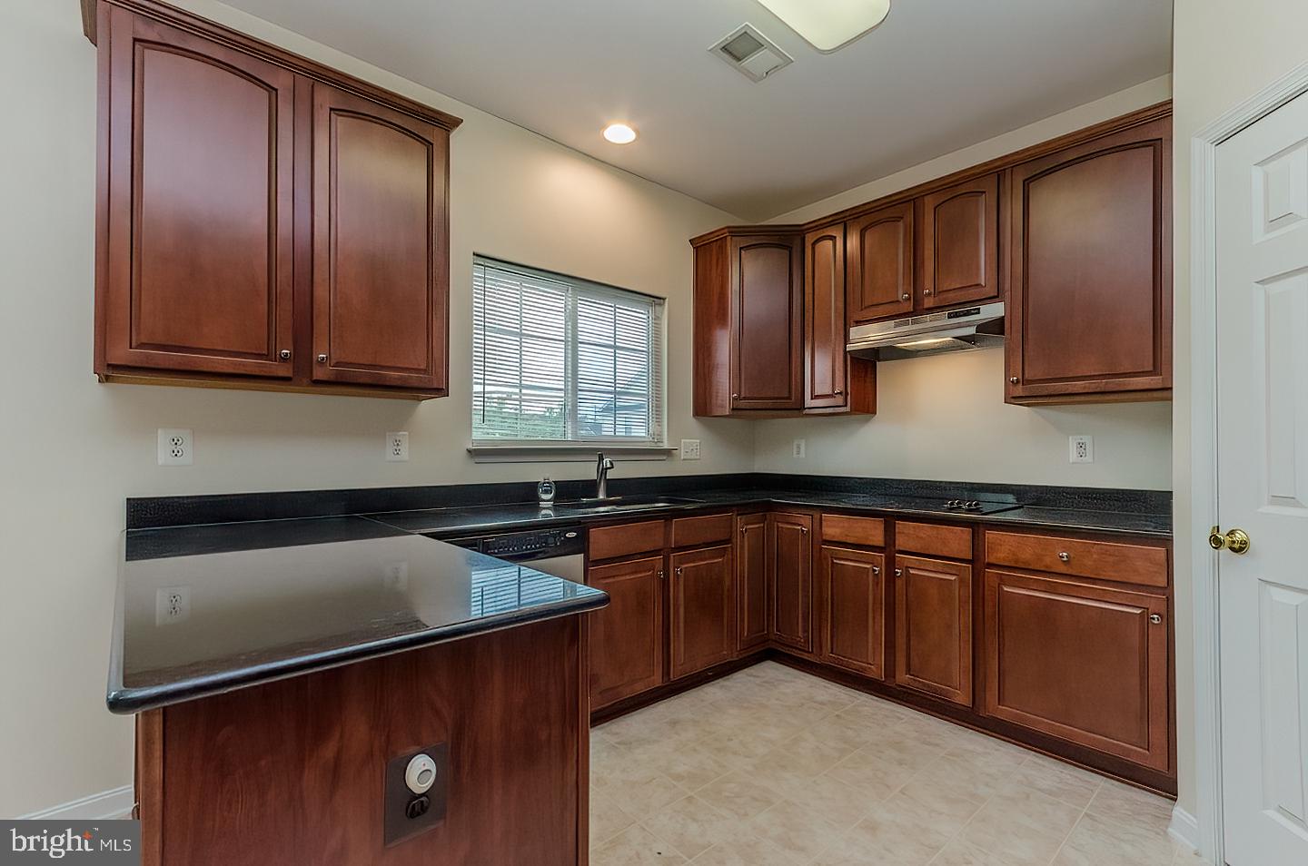 LEE'S RIDGE - Residential