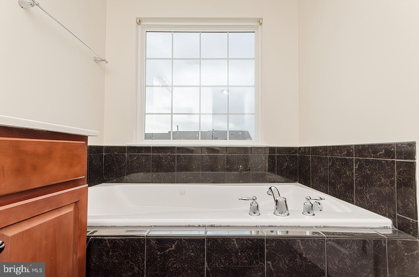 LEE'S RIDGE - Residential