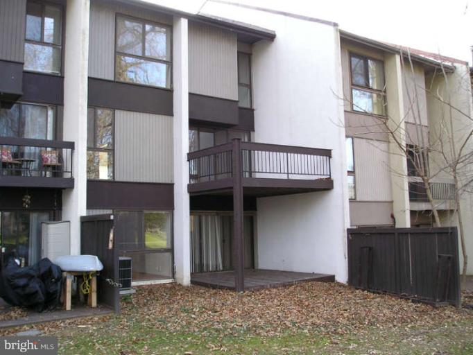 RESTON - Residential Lease