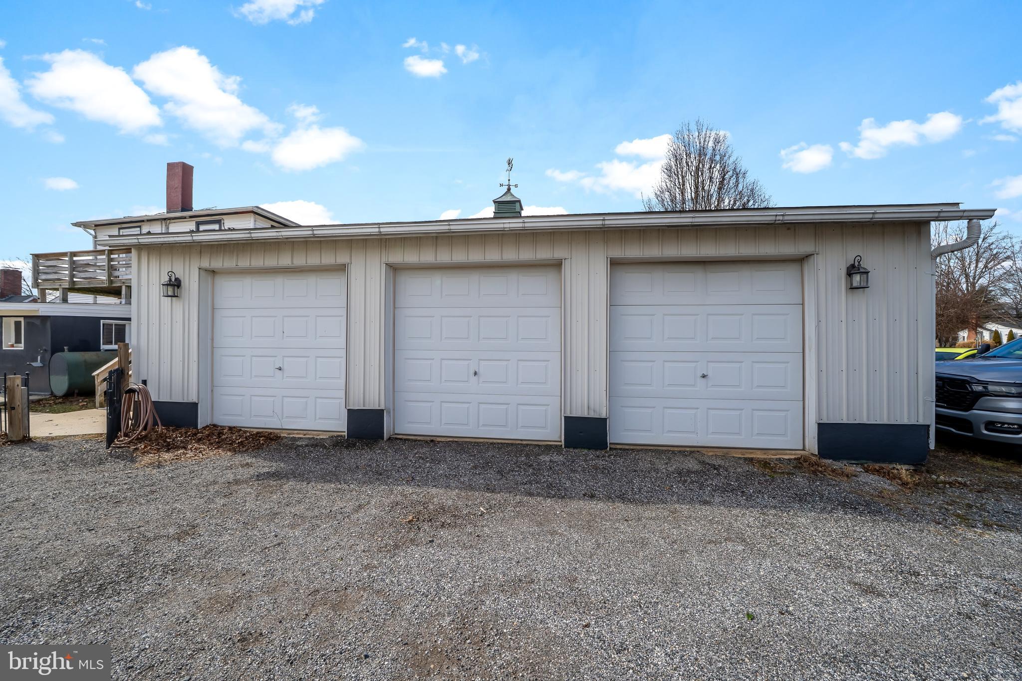 NONAVAILABLE - Residential