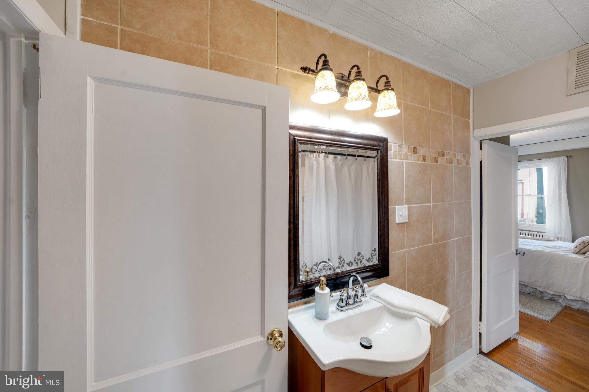 NONAVAILABLE - Residential