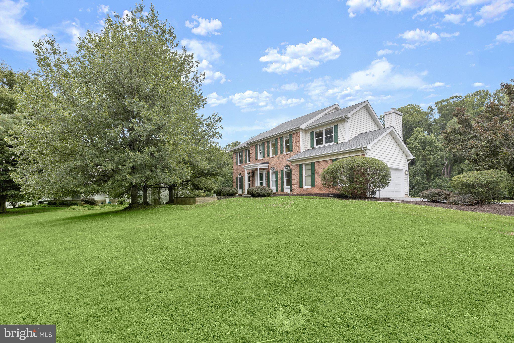 16 CHARING COURT
