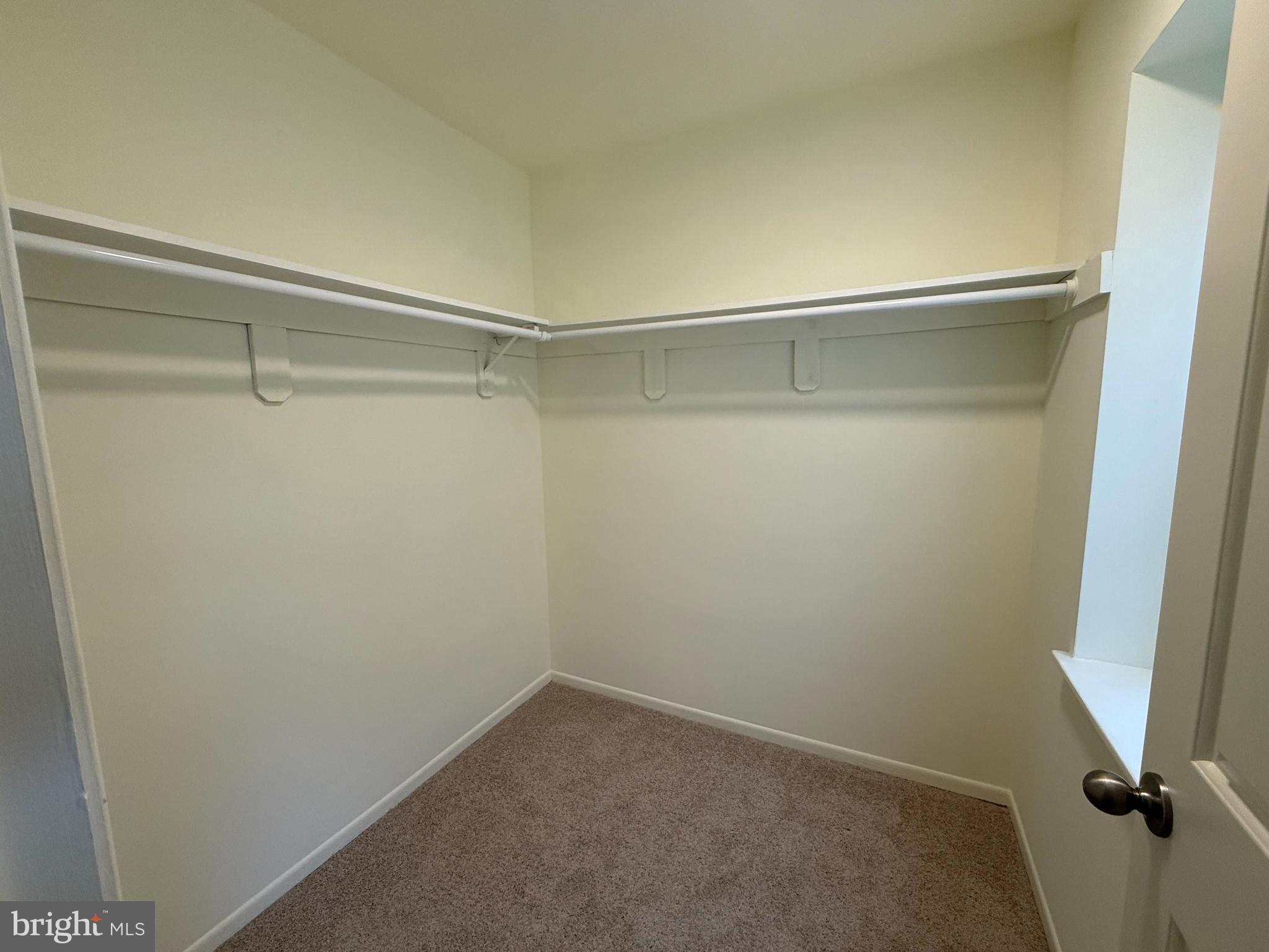 CROFTON VILLAGE - Residential