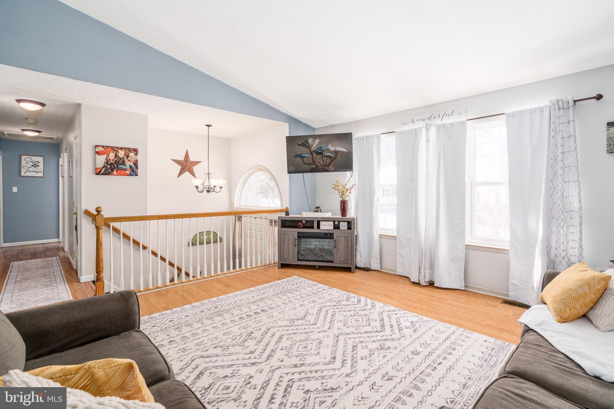 VILLAGE OF ELK RIDGE - Residential