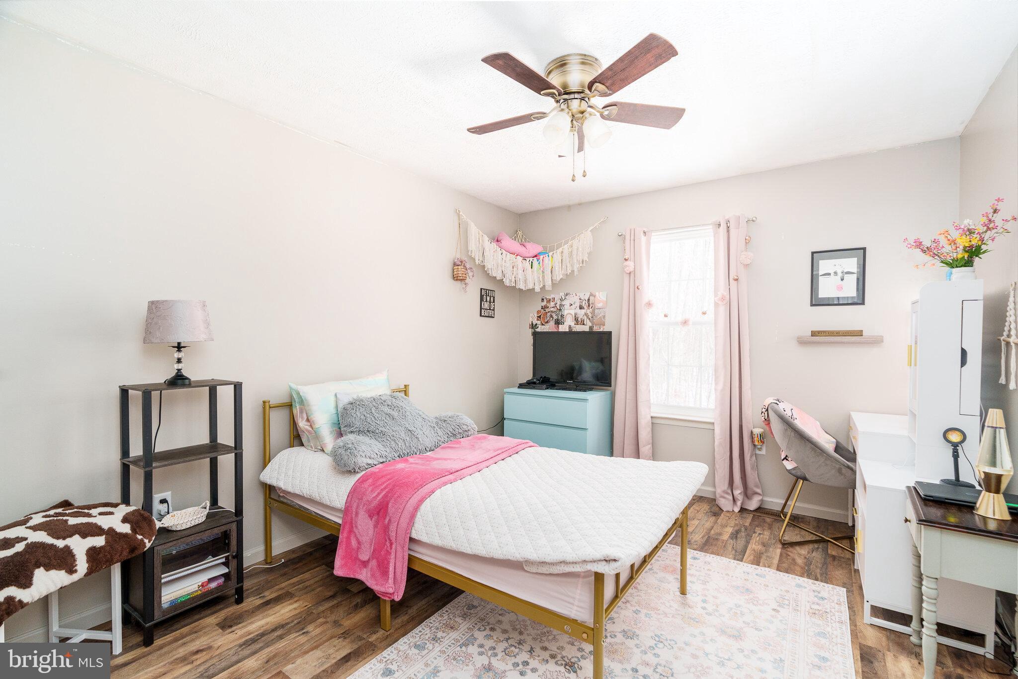 VILLAGE OF ELK RIDGE - Residential