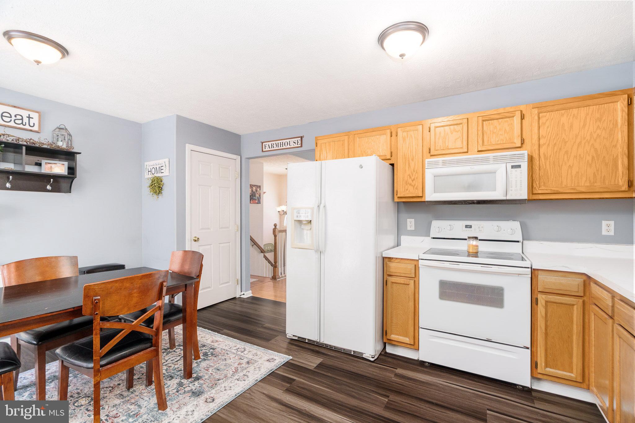 VILLAGE OF ELK RIDGE - Residential