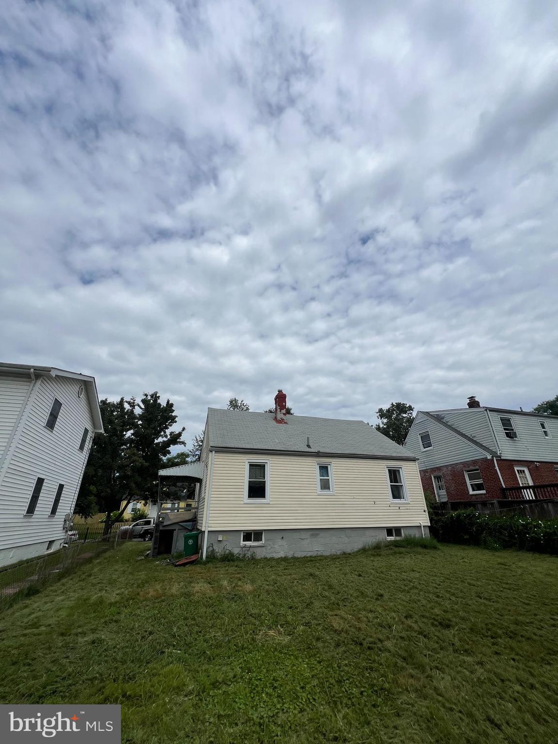 5633 JAMESTOWN ROAD
