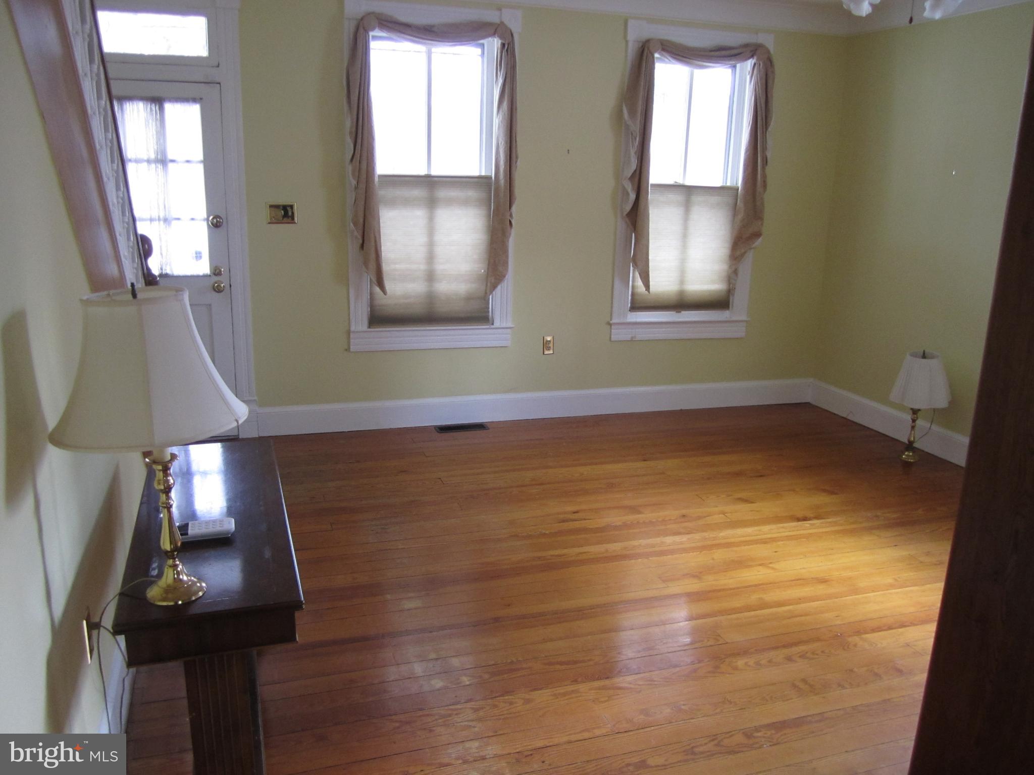 HISTORIC LAUREL - Residential