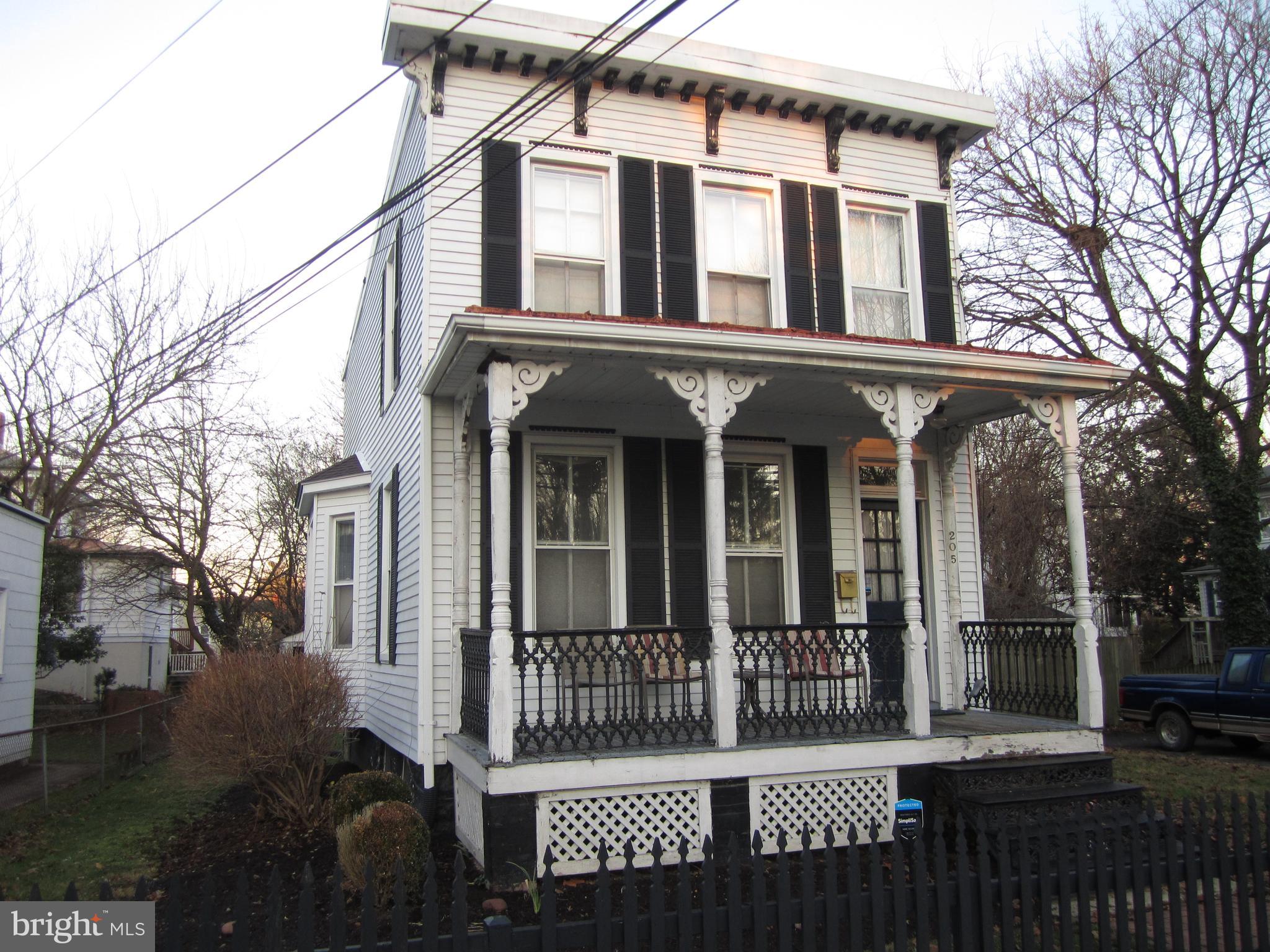 HISTORIC LAUREL - Residential