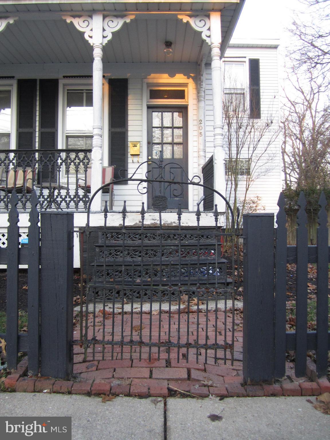 HISTORIC LAUREL - Residential