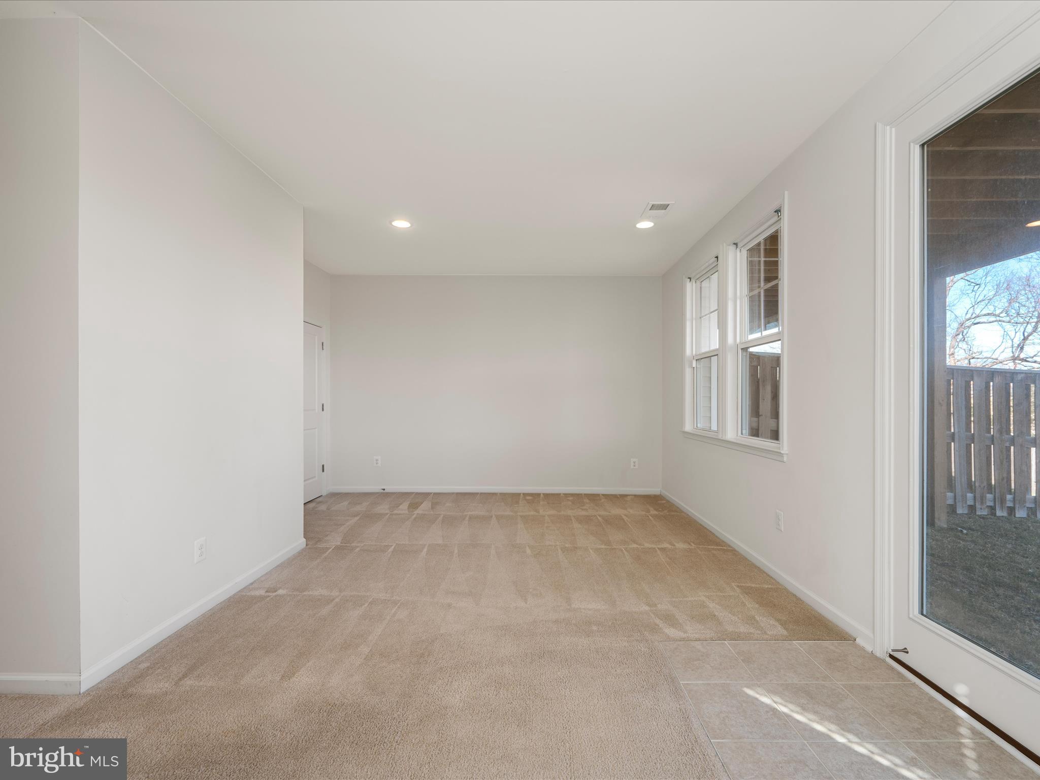 FIELDSTONE - Residential