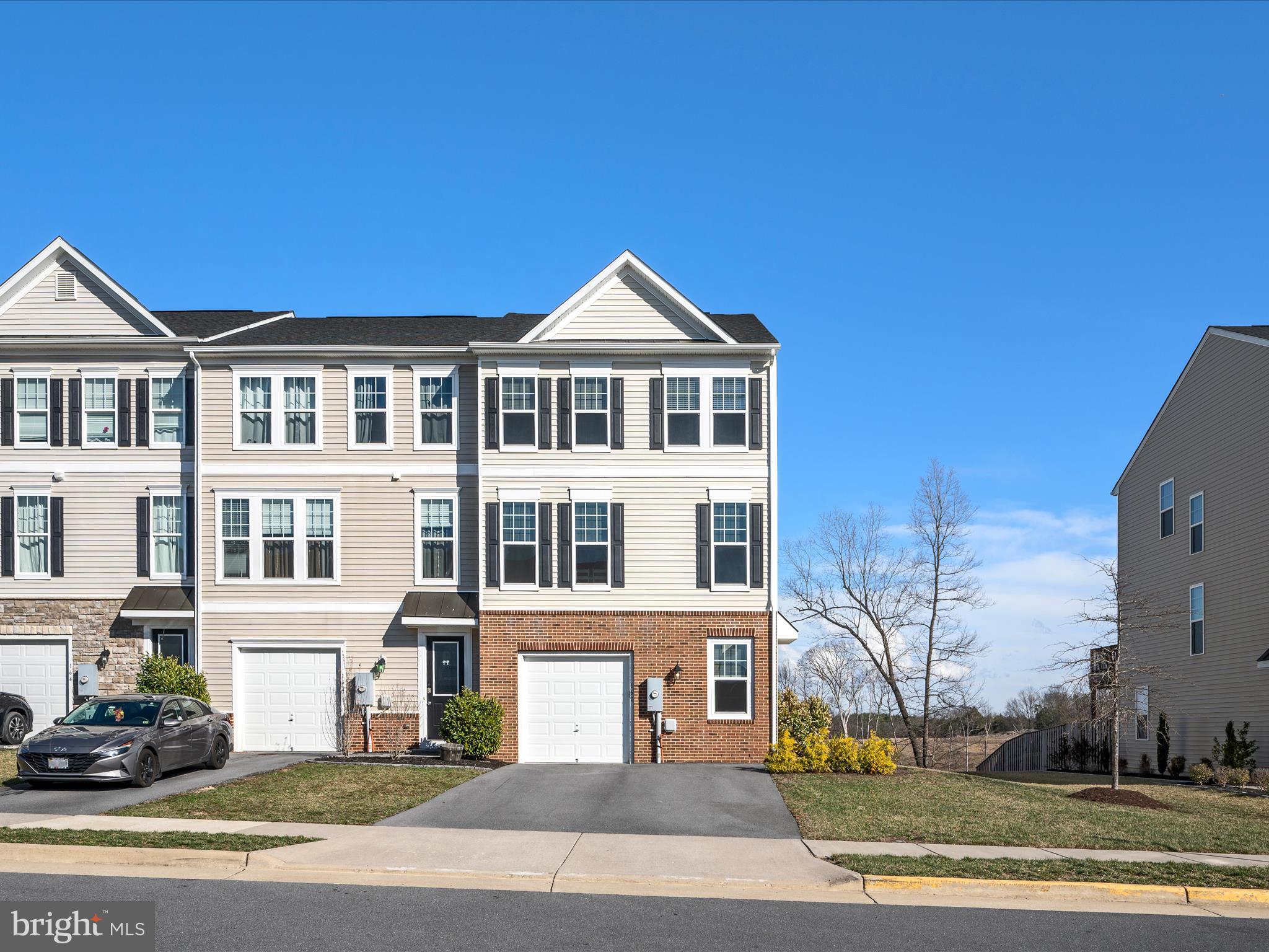 FIELDSTONE - Residential