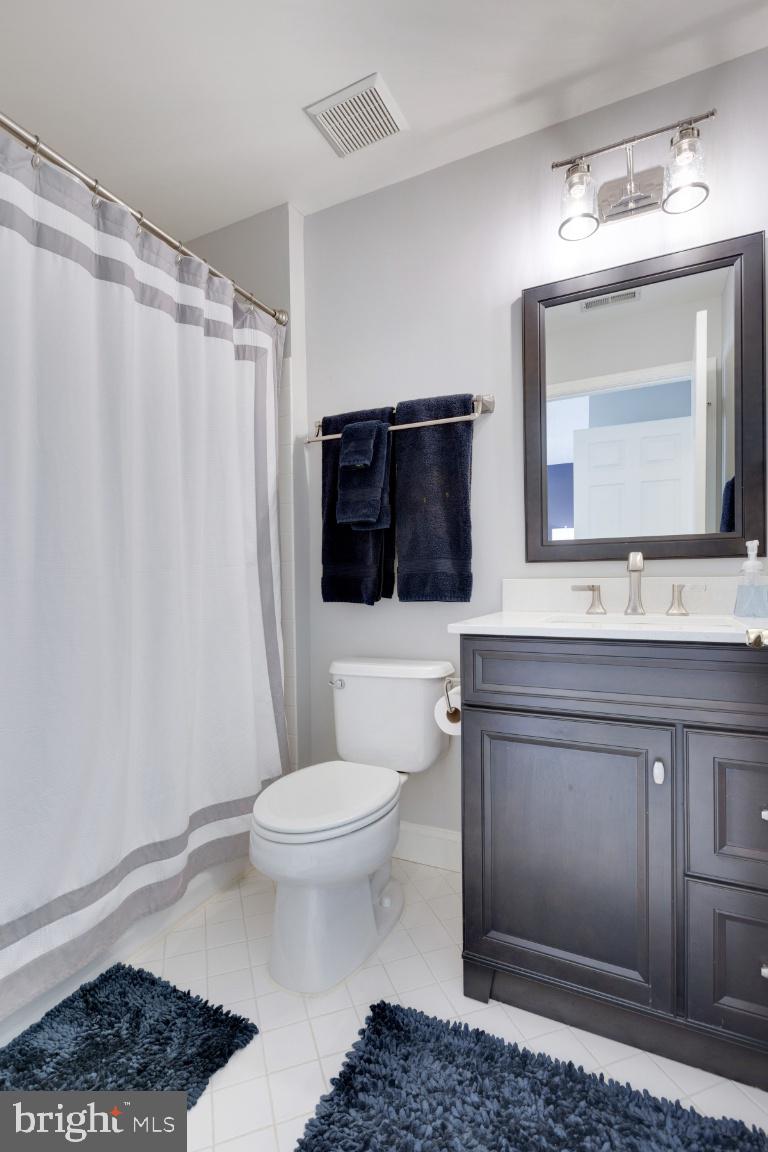 ANNAPOLIS PRESERVE - Residential