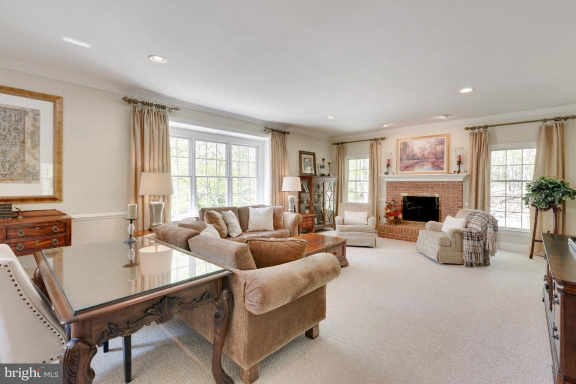 ANNAPOLIS PRESERVE - Residential