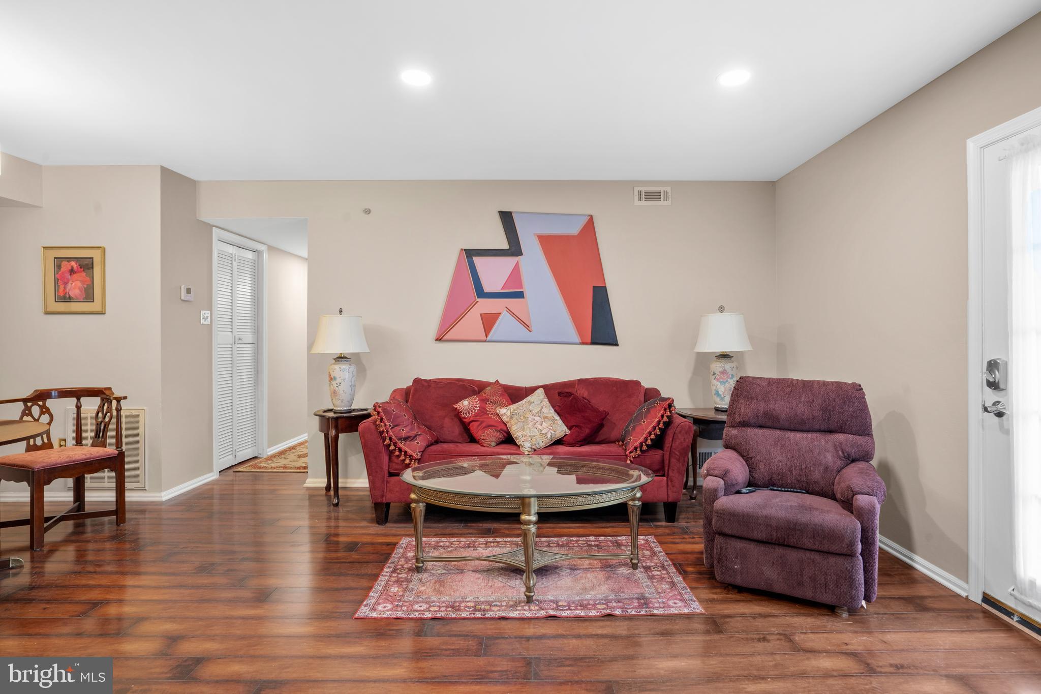 BELMONT STATION - Residential